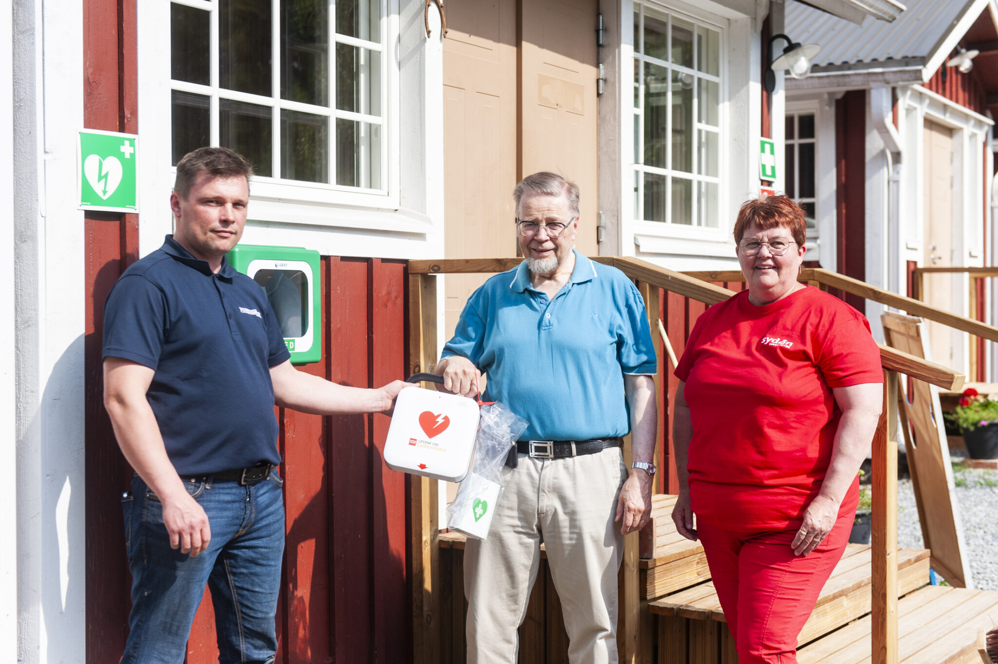 Reipin kylätalolle saatiin laite joka pelastaa ihmishenkiä sen