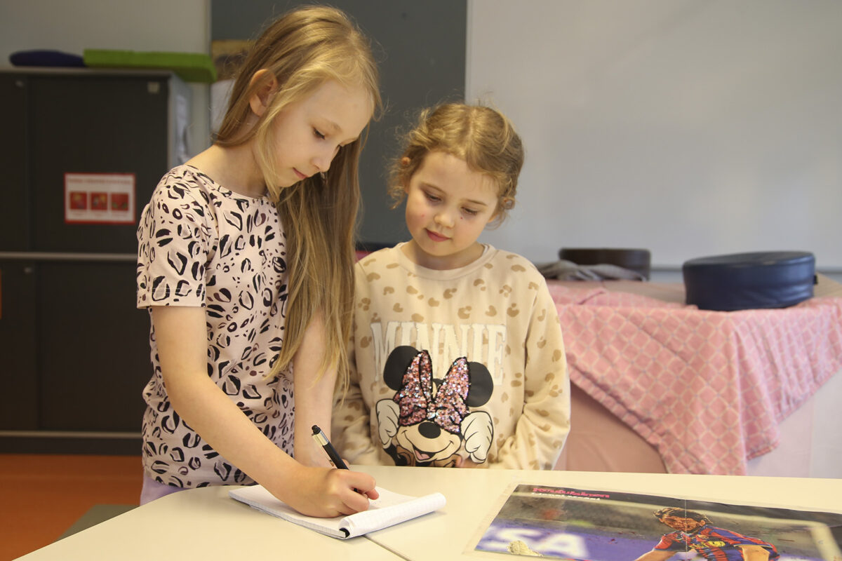Koulutyön alku häämöttää – Pirkkalan koulut avaavat ovensa huomenna oppilasmäärälle, jonka yksi syy on suomalaisten aleneva syntyvyys