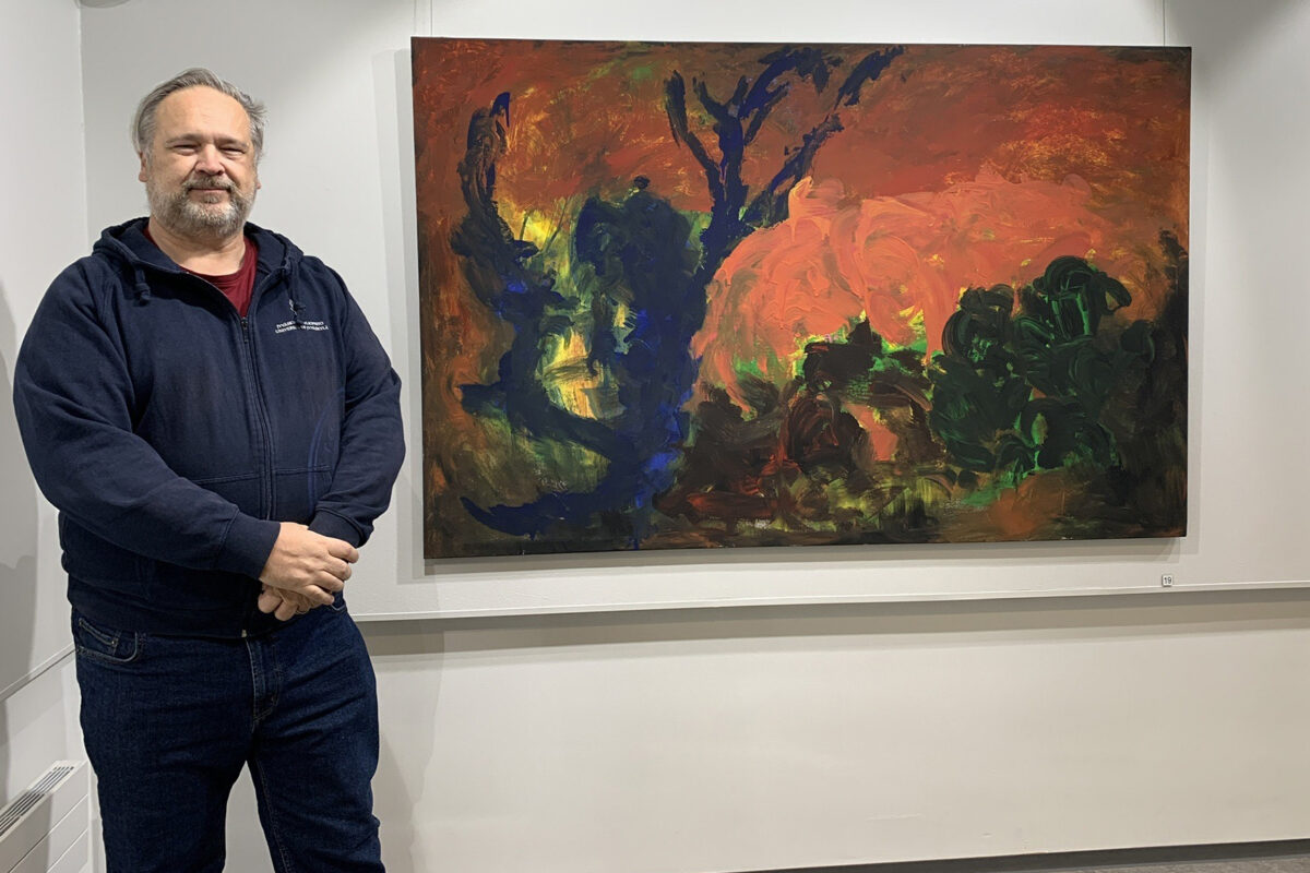 Taiteilijat avaavat ateljeitaan vierailijoille tänä viikonloppuna – Pirkkalasta mukana on taidemaalari Ohto Sabel