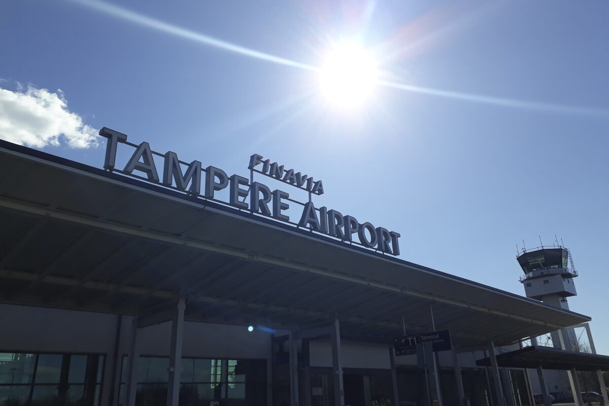 Pirkkalan lentoasema valittiin vuoden 2022 lentoasemaksi – Kehuja keränneet muun muassa pysäköintijärjestelyt, turvatarkastukset ja alueellinen yhteistyö