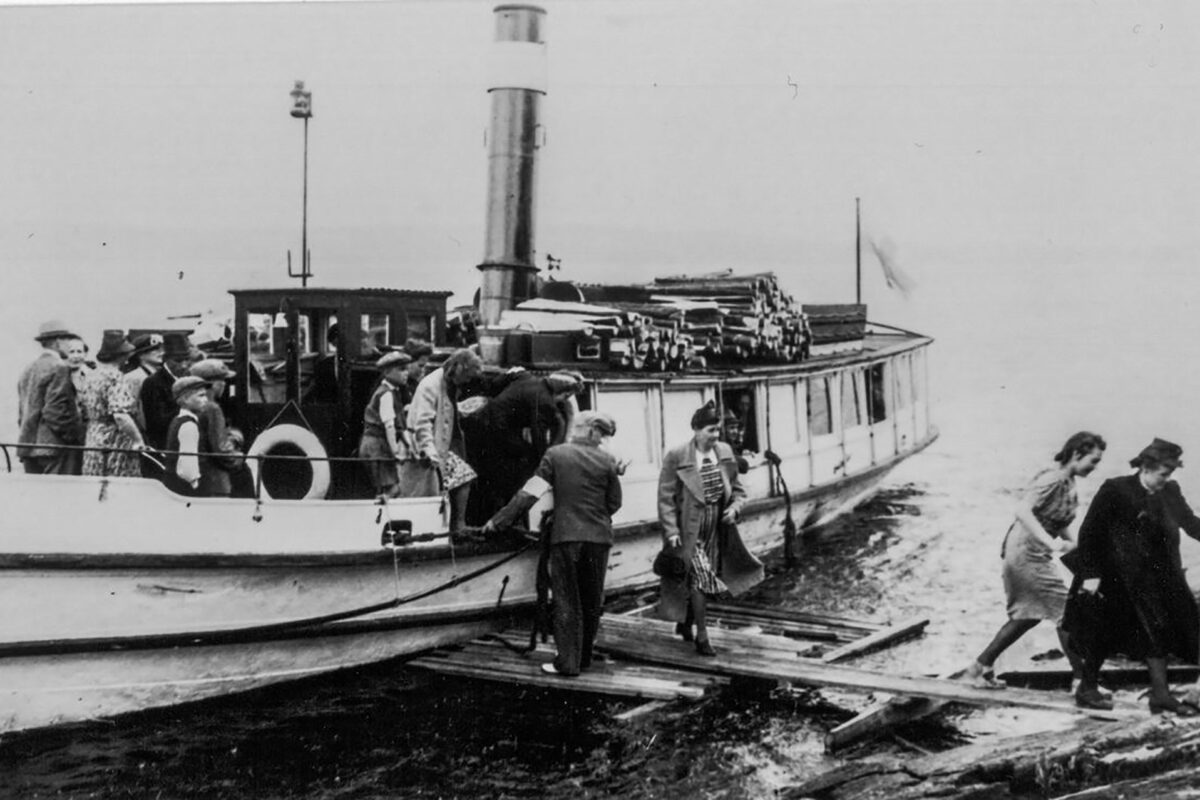 Pirkkalalaisen Marja Aarnion isovanhemmat tapasivat toisensa Pyhäjärven aalloilla – tällainen on Pirkkalan laivaliikenteen historia