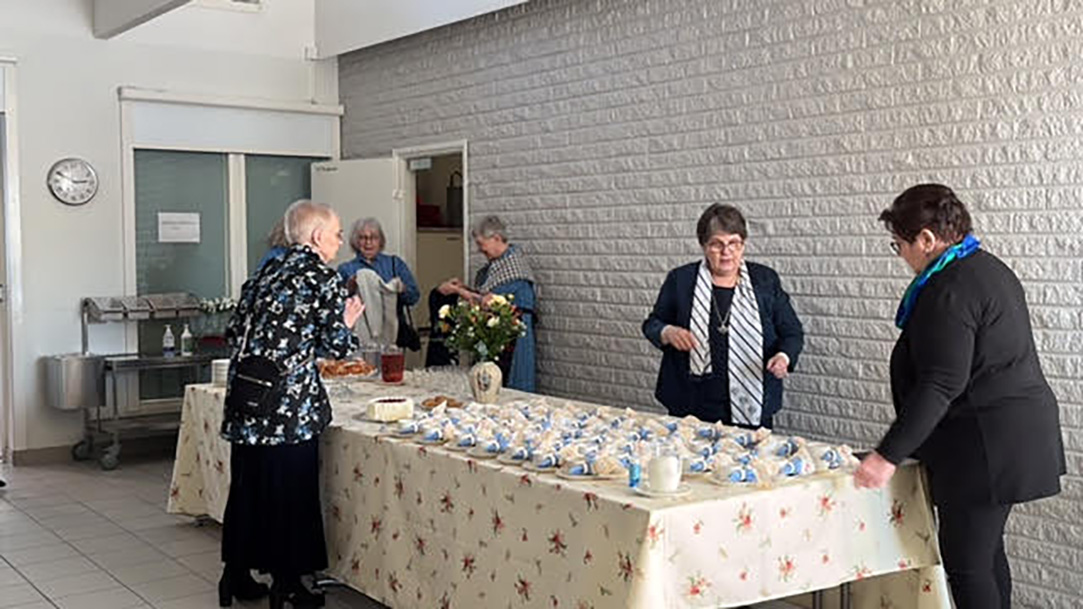 Marttayhdistys vietti 90-vuotisjuhlaa, valmisteilla on sota-aikaa muisteleva Kotirintaman martat Pirkkalassa -kirjanen