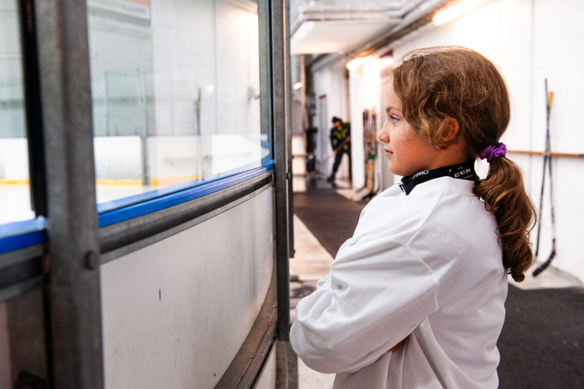 Pirkkalalainen Sampo, 9, tahtoo ponnistaa Pingviineistä jääkiekkoammattilaiseksi – tamperelainen Alma 9, ei halunnut Ilvekseen tai Tapparaan